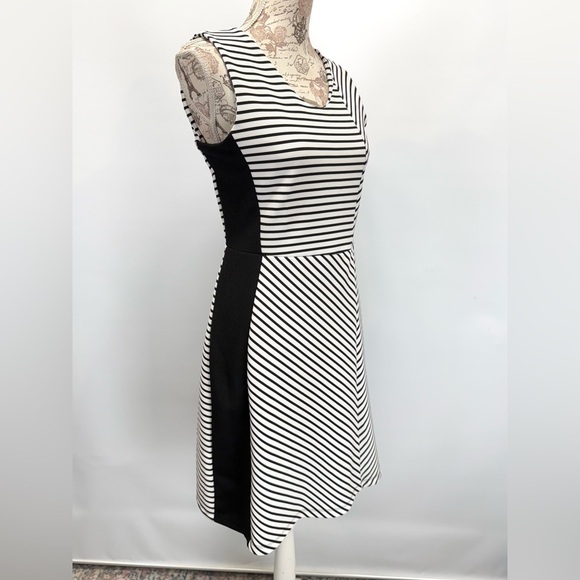 HALOGEN Black and white stripe sleeveless V neck midi dress size S. - Picture 6 of 13